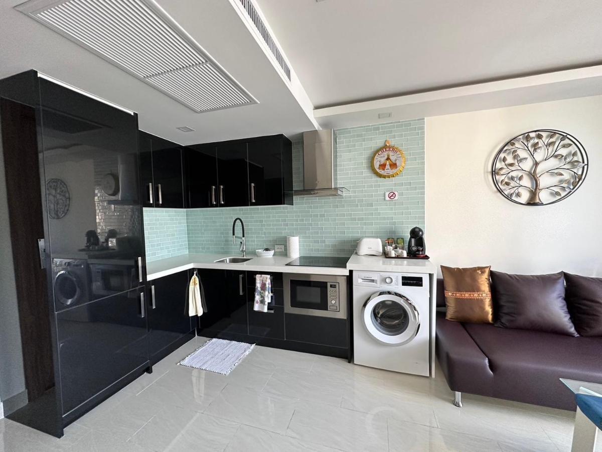 Luxury Business Suits In Grand Avenue By Pattaya City Estates المظهر الخارجي الصورة