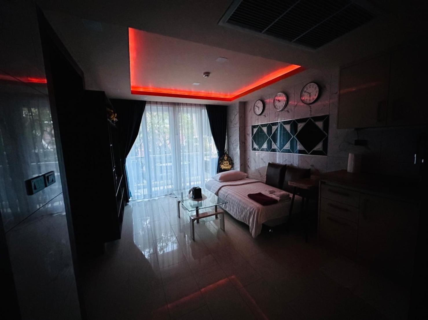 Luxury Business Suits In Grand Avenue By Pattaya City Estates المظهر الخارجي الصورة